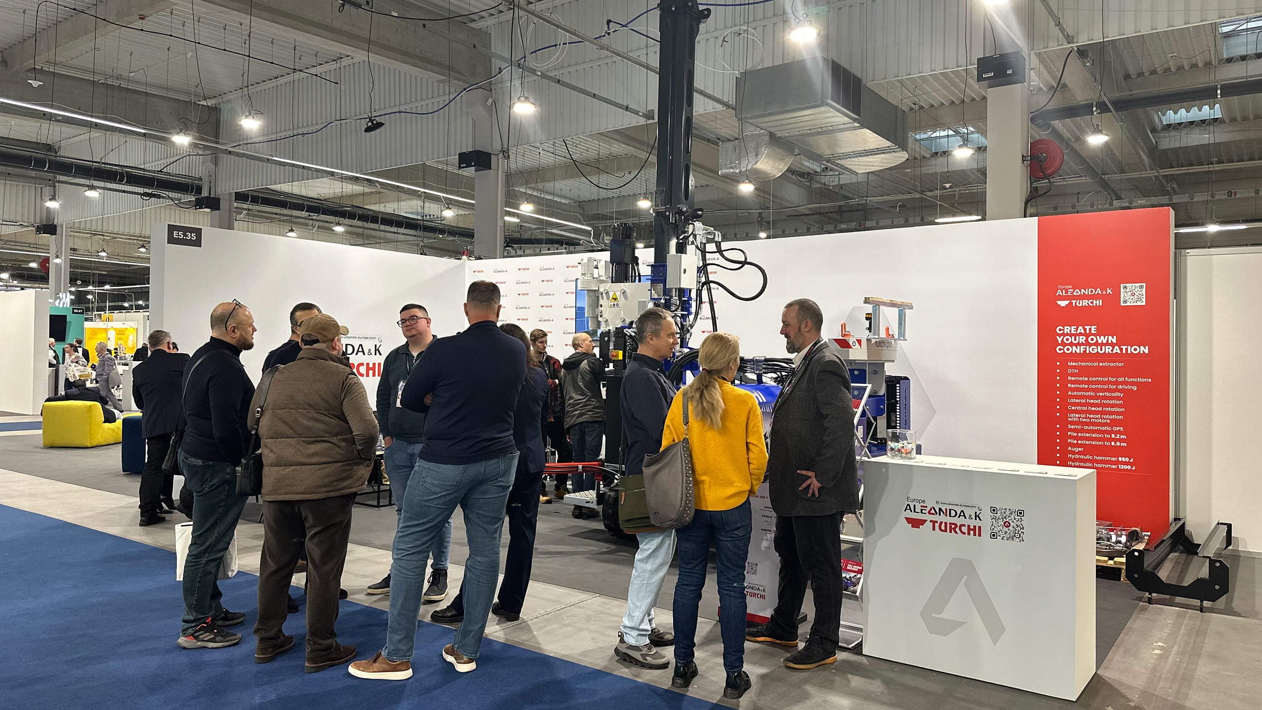 Палебійна установка Turchi на виставці