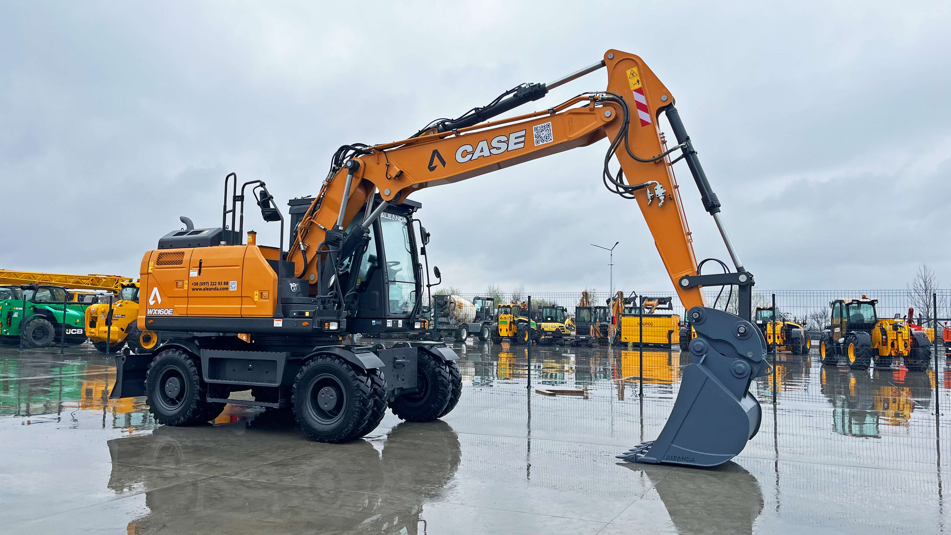 CASE WX160E wheeled excavator - exclusive delivery to order!